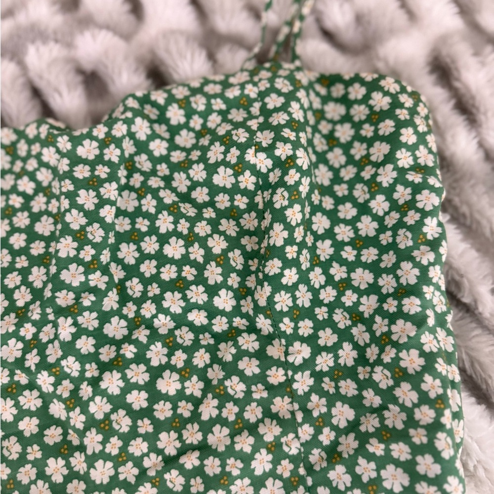 Reformation Green Mini Dress with White Daisy Print - Picture 5 of 12